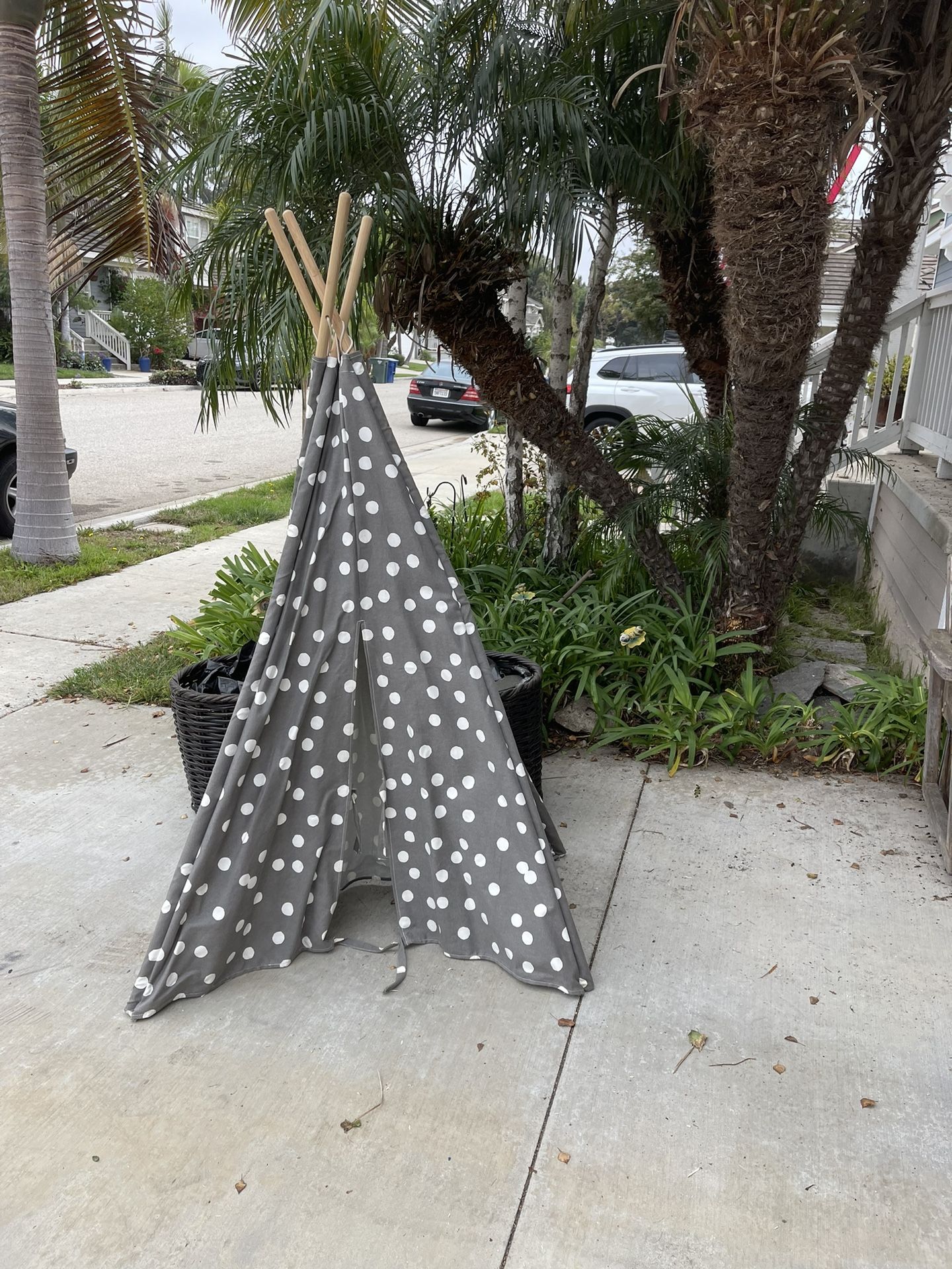 Tent For Decor
