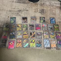 Lot Of 32 Pokemon Cards 