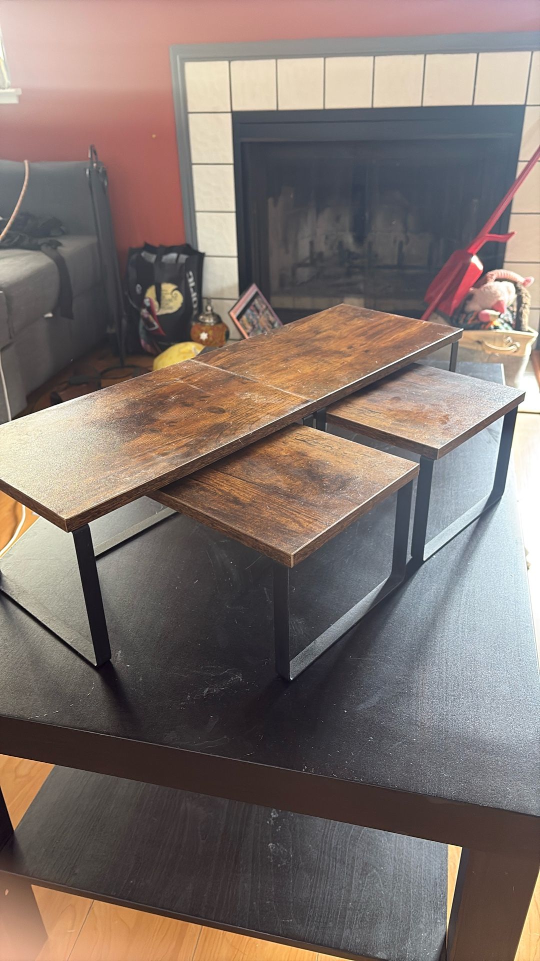 Nesting Shelves, Short