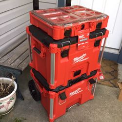 Milwaukee 3PC PACKOUT Set. Brand NEW.