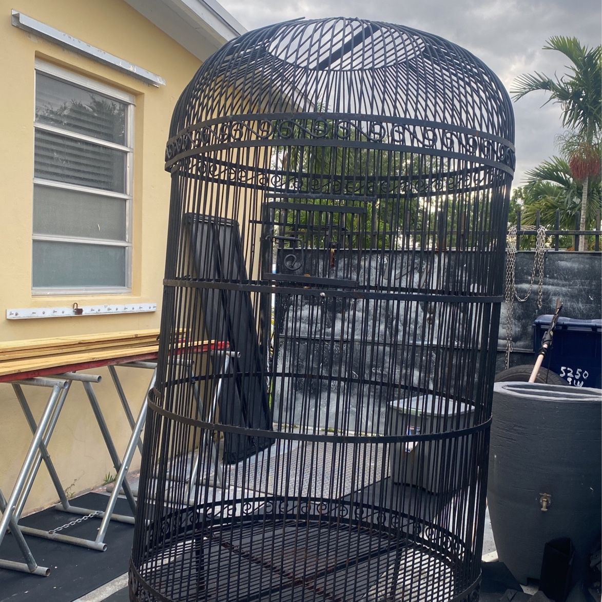 7ft Metal Bird Cage 