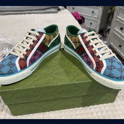 Men’s shoes