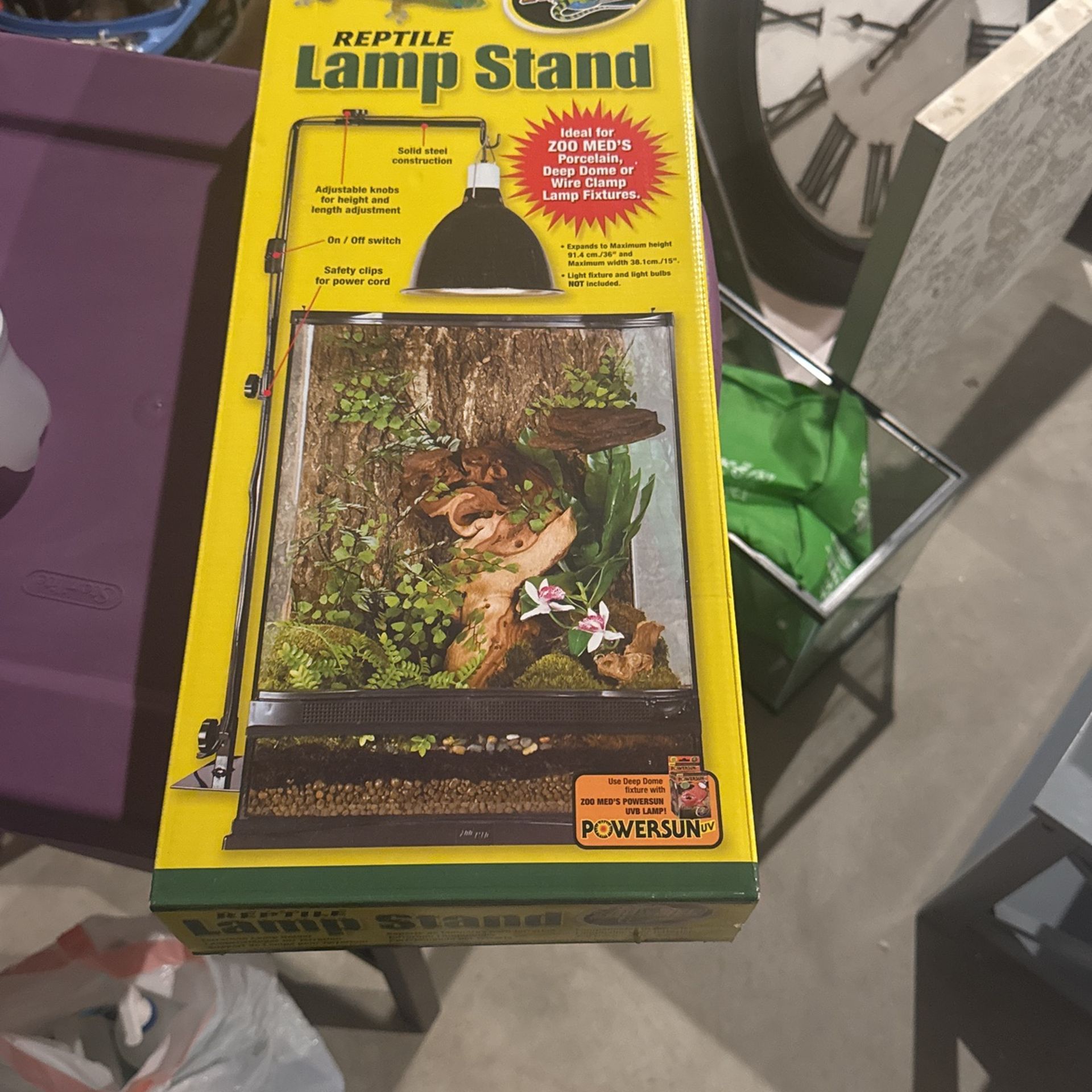 Pet Lamp Stand