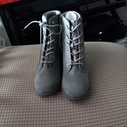 Grey Girls Boots