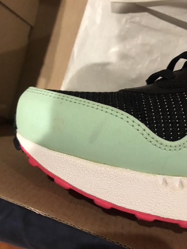 Air max 1 yeezys Sz 8 Yeezy