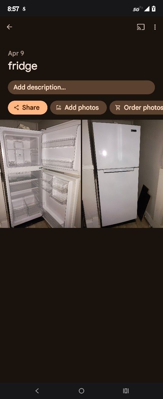 Refrigerator 10.1 Cu.Ft. Top Freezer