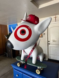 Rare Bullseye Target Dog Statue👍