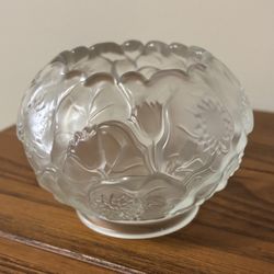 Fenton Water Lily Frosted Satin Rose Bowl Signed