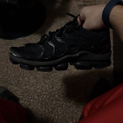 Black Nike Vapor Max