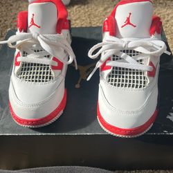 Jordan 4 
