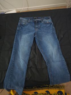 KEENETH COLE SIZE 34/32
