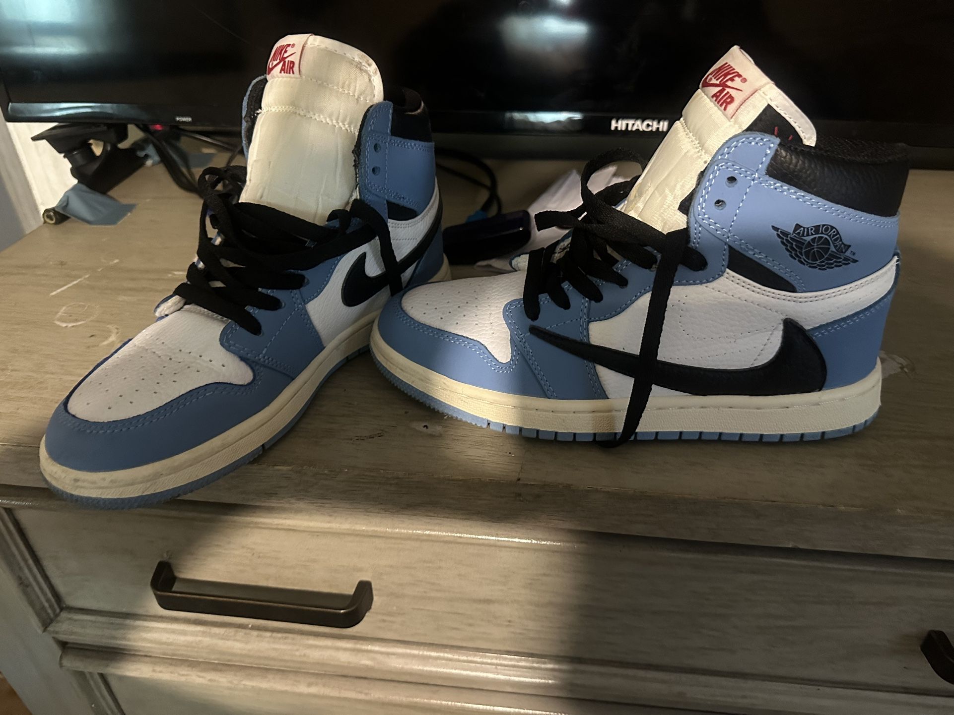 Jordan 1 Size 8 Travis Scott