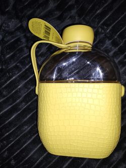 Women's. Flask Type. Water Bottle. $3. New. 