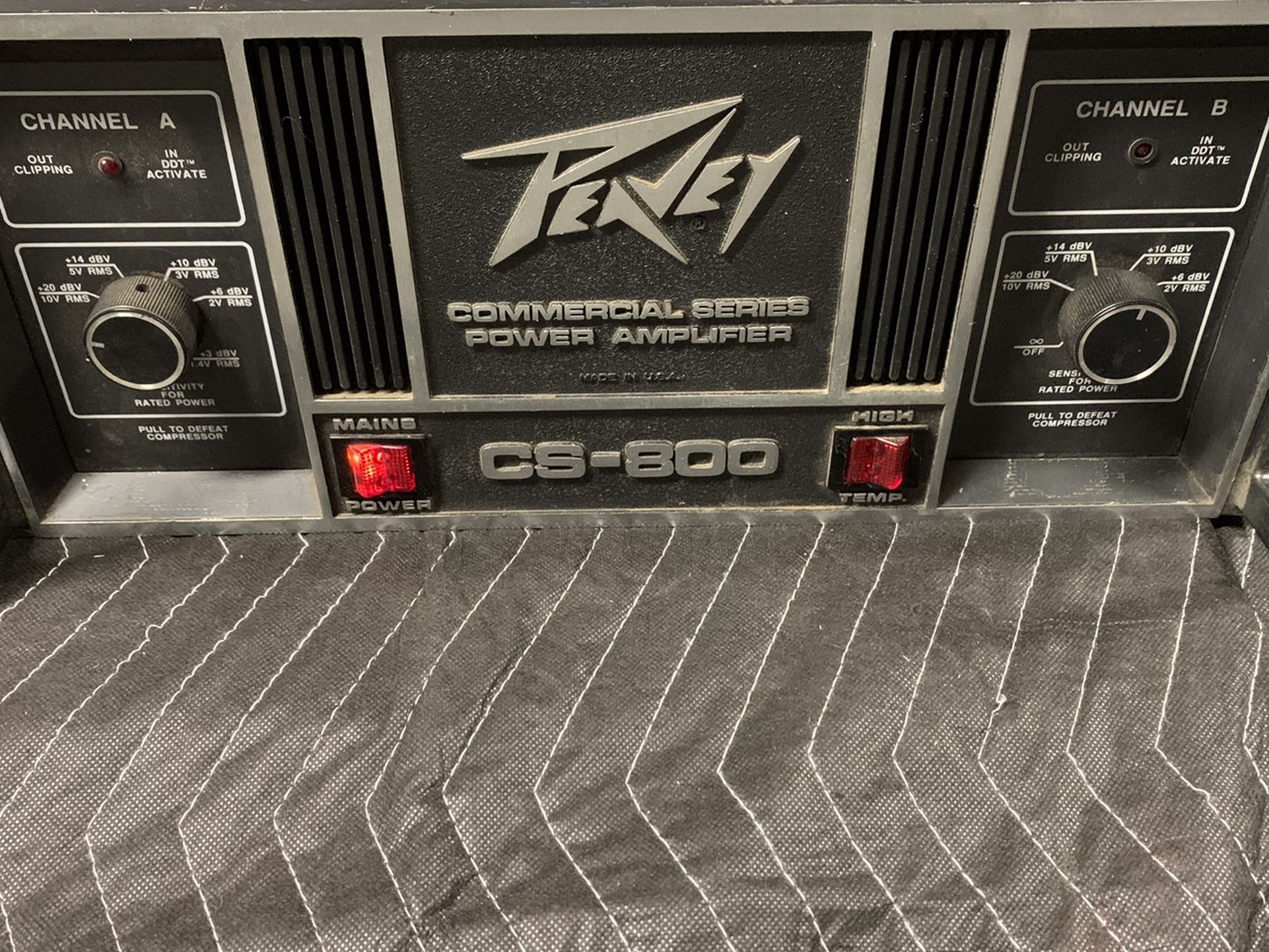 Peavey CS-800 Power Amplifier