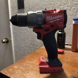 M18 Hammer Drill 
