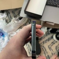 iPhone12