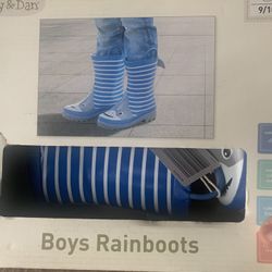 Boys Rain Boots Brand New In Box