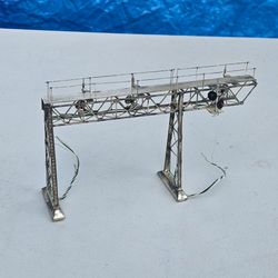 HO Scale Steel Frame Signal Bridge