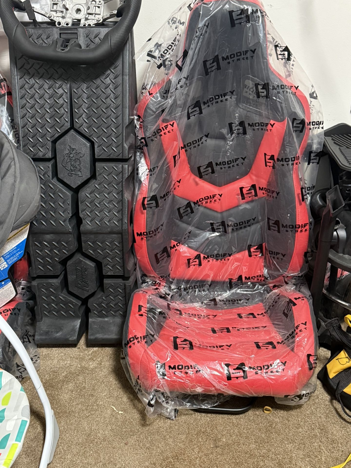Universal Modify Street Race Seats Brand New/ Black Race Ramps