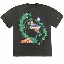 Travis shirt size large