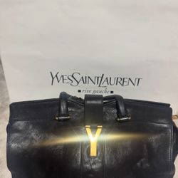 Yves Saint Laurent YSL Cabas Chyc Black Leather Satchel Saint Laurent Paris 100% original!!