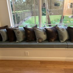 Decorative pillows/cushions/ Bench Seat 