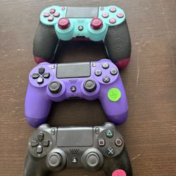 Playstation 4 Controllers 