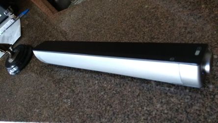 16 in Long Soundbar speaker bluetooth aux cord you can even talk on it used to be