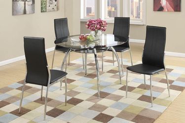 Round Dining table with 4 chairs F2211 + F1277