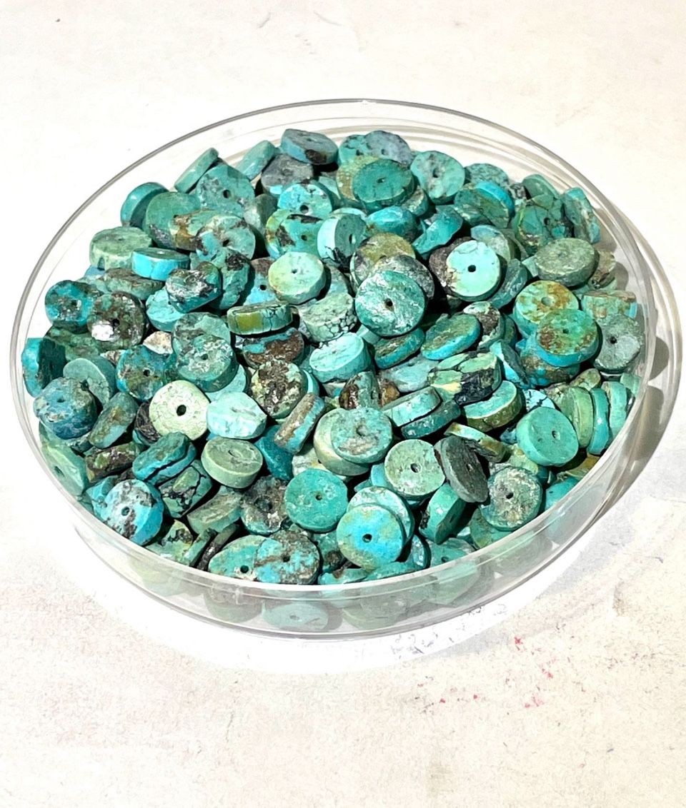 Lot Of 25 Turquoise Disc Beads