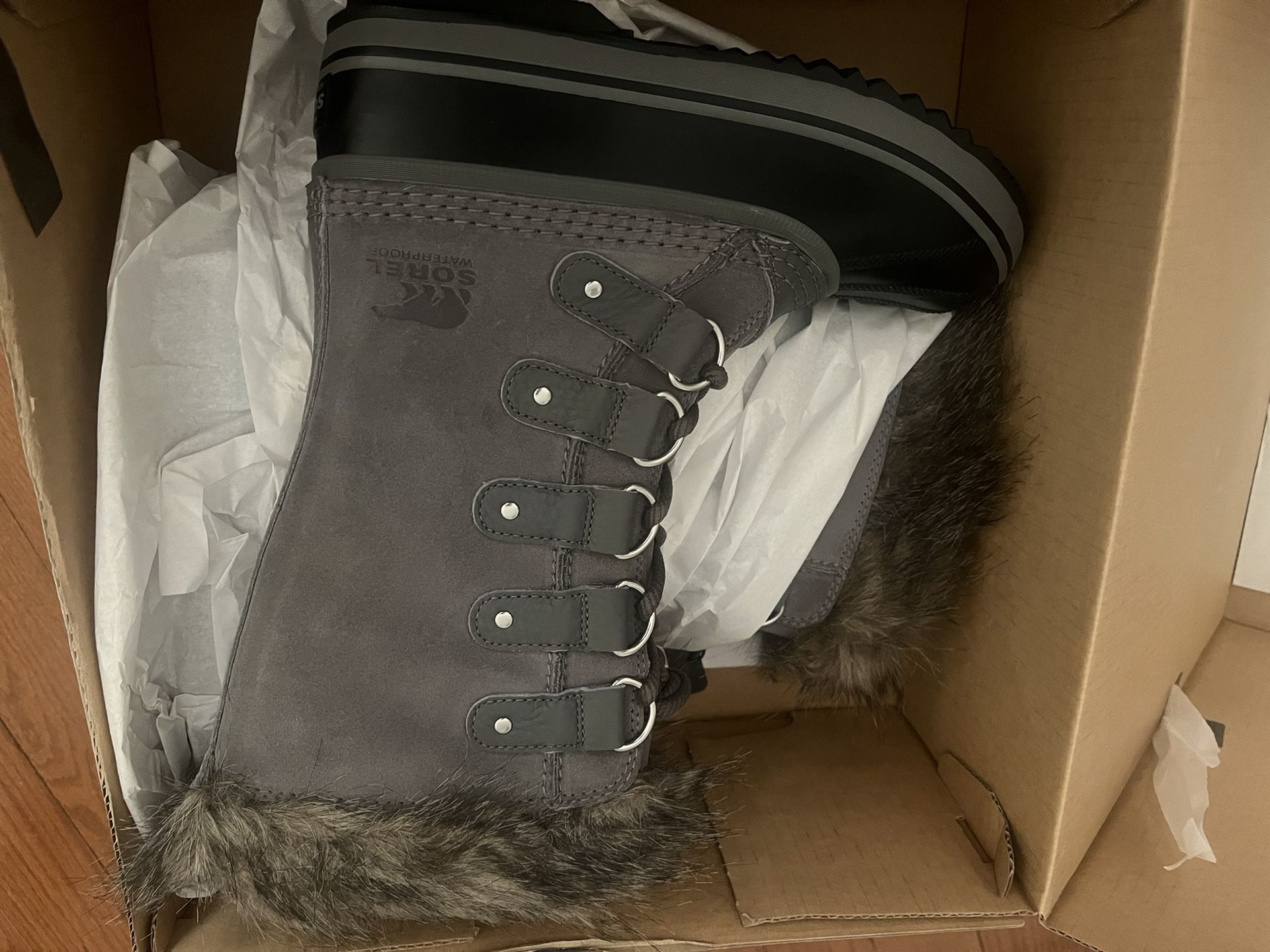 joan of arctic sorel boots