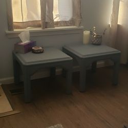 Side Tables 