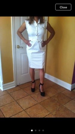 Woman Calvin Klein white dress size 8
