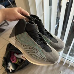 Yeezy QNTM