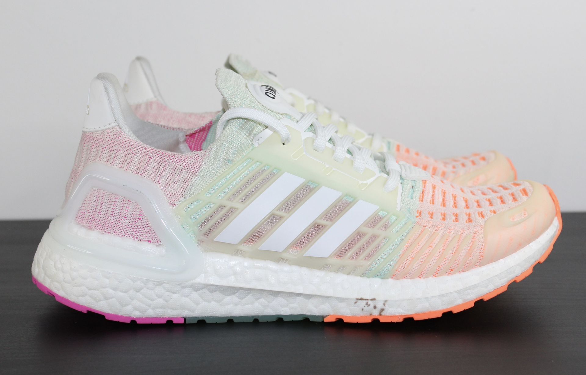 Adidas UltraBoost DNA CC1 Running Size 7 Men / 8 Women White Orange