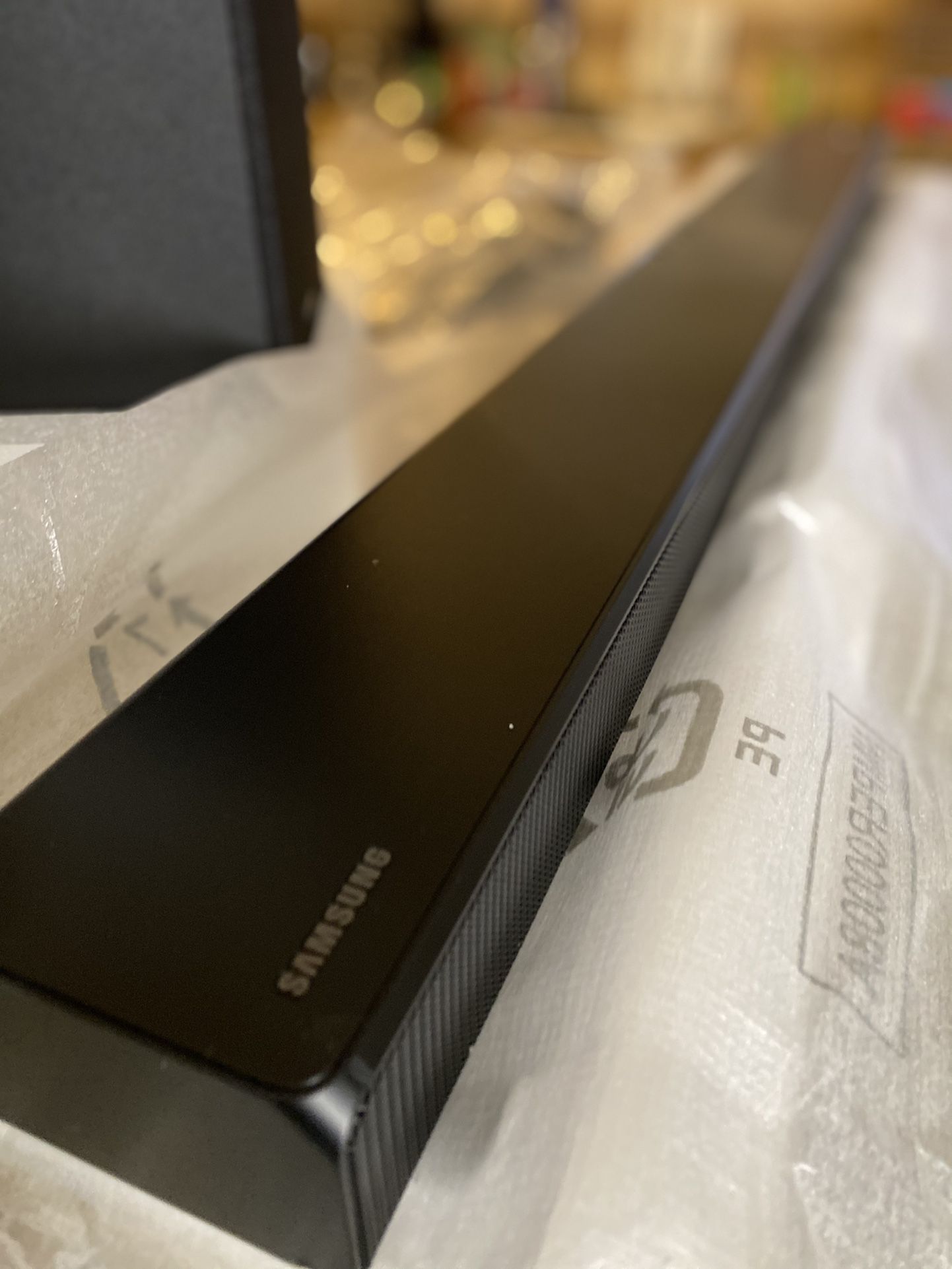 SAMSUNG 310W 3.1ch Soundbar with Wireless Subwoofer - HW-T60M (2020)