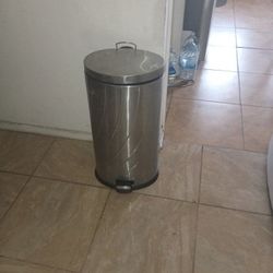 Trash Can