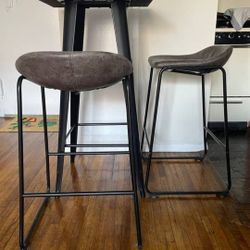 [8/9, 8:53 PM] Angel: (Free Delivery) Square Bar Table with Two Stools

