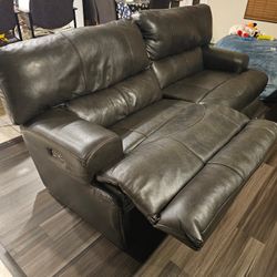 Leather Sofa And Love Seat All Pwr