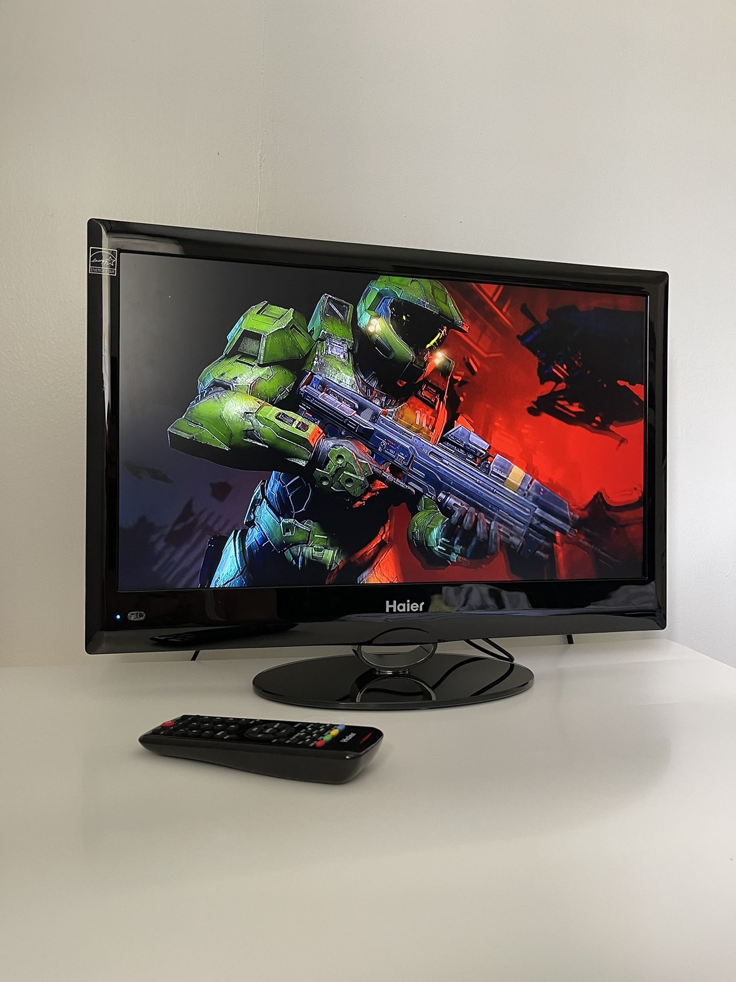 HAIER 22inch TV “monitor”