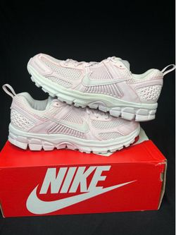Nike Vomero 5