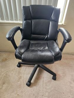 Black Office Chair with Low Back