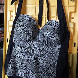Women’s swim top