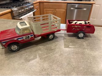 Vintage 1960/70’s Nylint Farms Pressed Steel Flat Bed Truck W/Trailer RED USA
