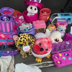 🎁🐻🎁LOT OF GIRLS TOYS IN GREAT SHAPE,EVERYTHING FOR THE BEST OFFER 🔥🚲🔥