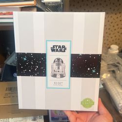 Brand new In Box Starwars R2-D2 scentsy Warmer 