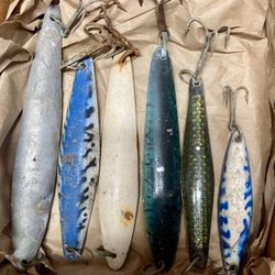 Fishing Lures- Vintage Heavy Well Made-Set Of 6! Large & Medium.