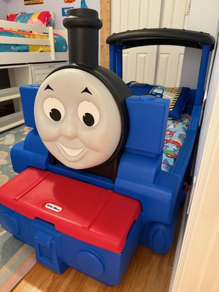 Thomas The Tank Engine Toddler Bed