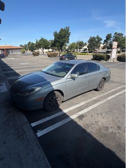 2004 Lexus ES 330