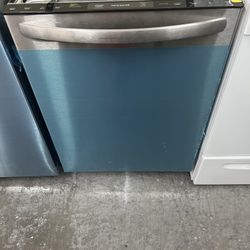 Frigidaire Dishwasher 